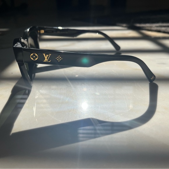 Louis Vuitton acetate Blanca sunglasses in black - Picture 5 of 8